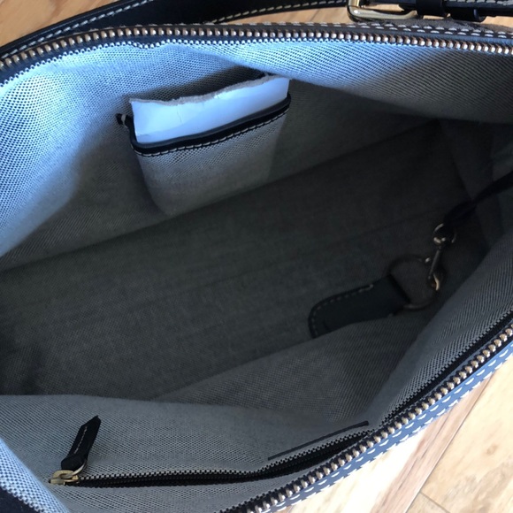 Large Dooney & Bourke Sac Purse - Picture 2 of 6